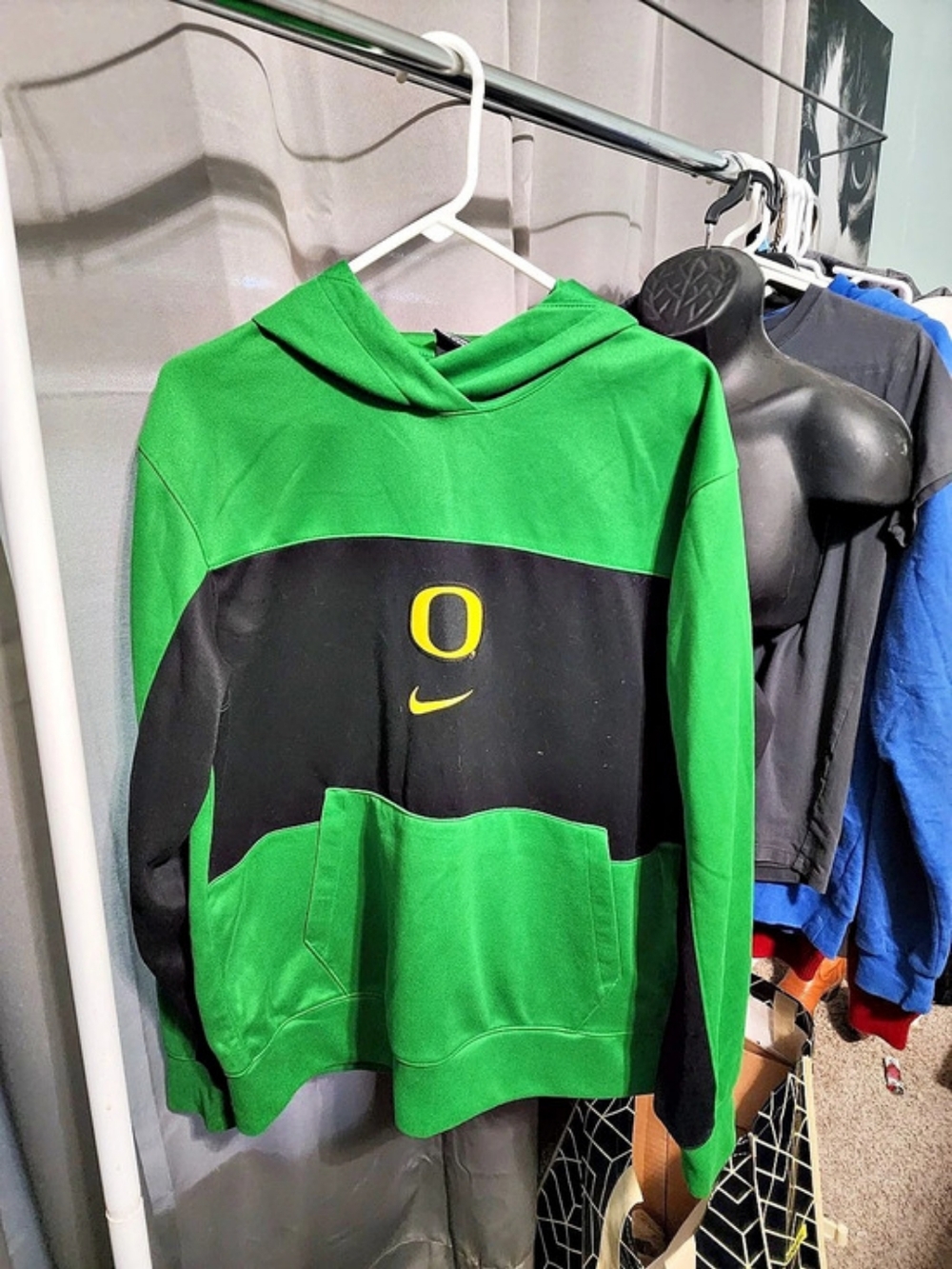 Nike Color Block Dri-FIT Hoodie Size Medium
